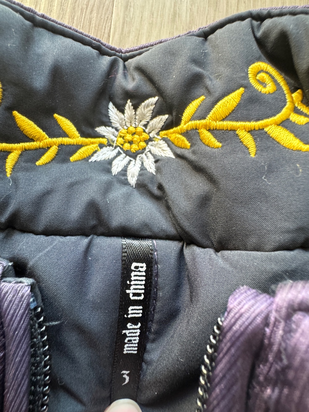 Vintage Alp-n-Rock Reversible "Freedom" Embroidered Puffer Vest Size 3 (Med) Y2K - Picture 2 of 12